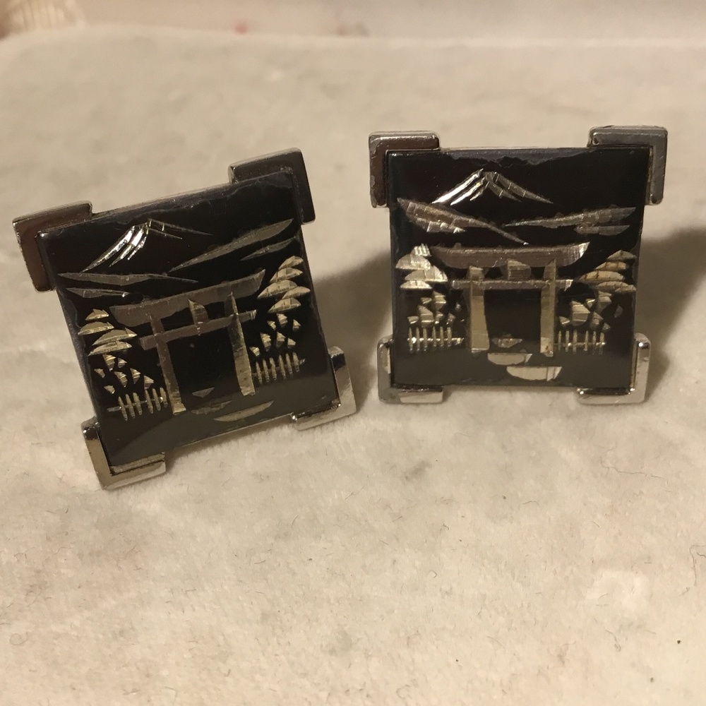 Vintage Swank Black and Silver Pagoda